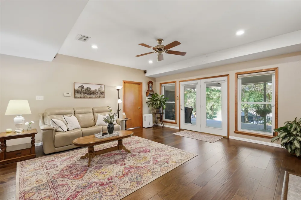 190 County Road 2452 Leesburg, TX 75451