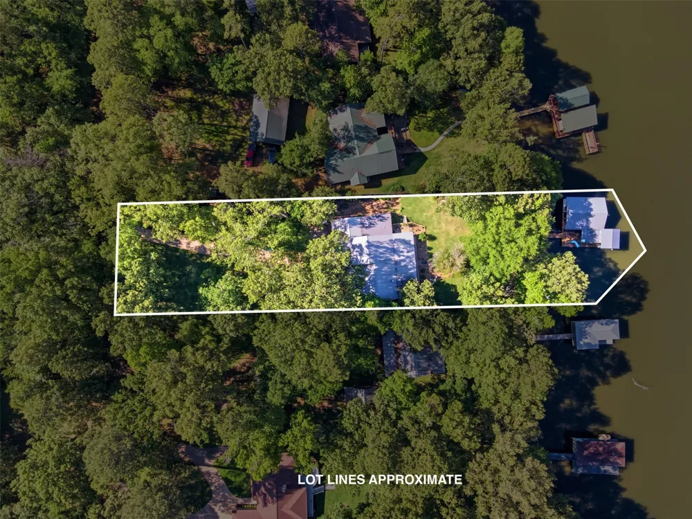 190 County Road 2452 Leesburg, TX 75451