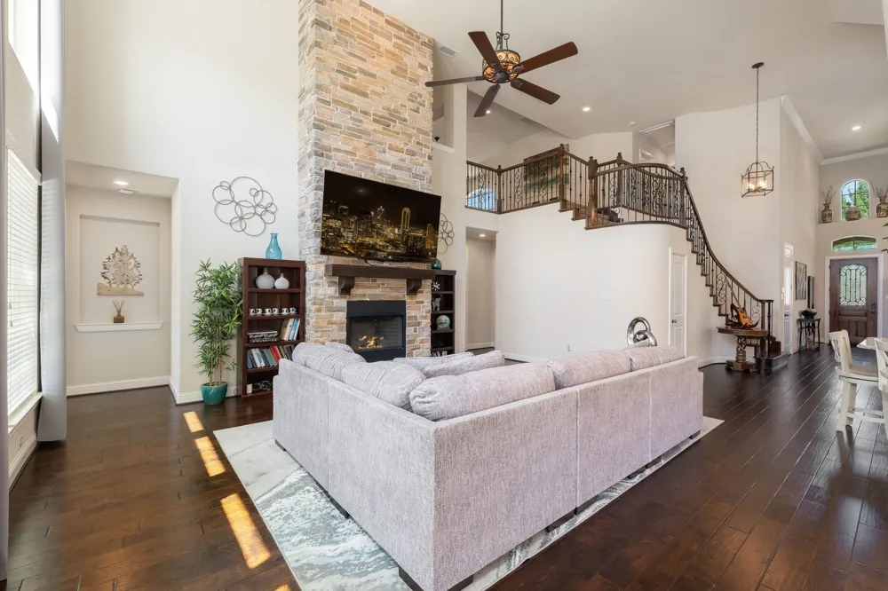 8621 Vatican Drive McKinney, TX 75071