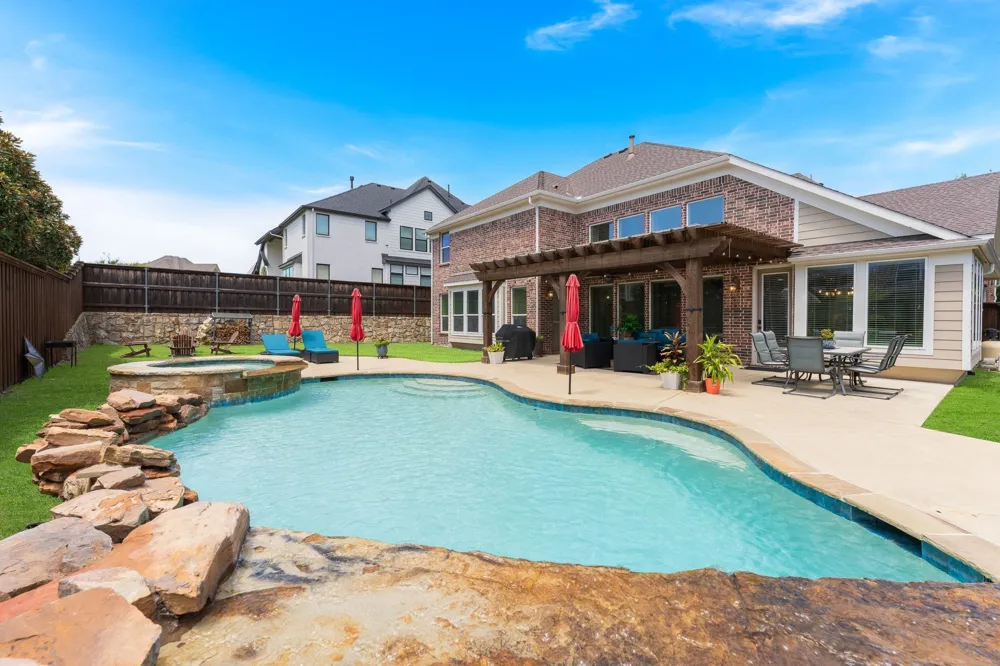 8621 Vatican Drive McKinney, TX 75071