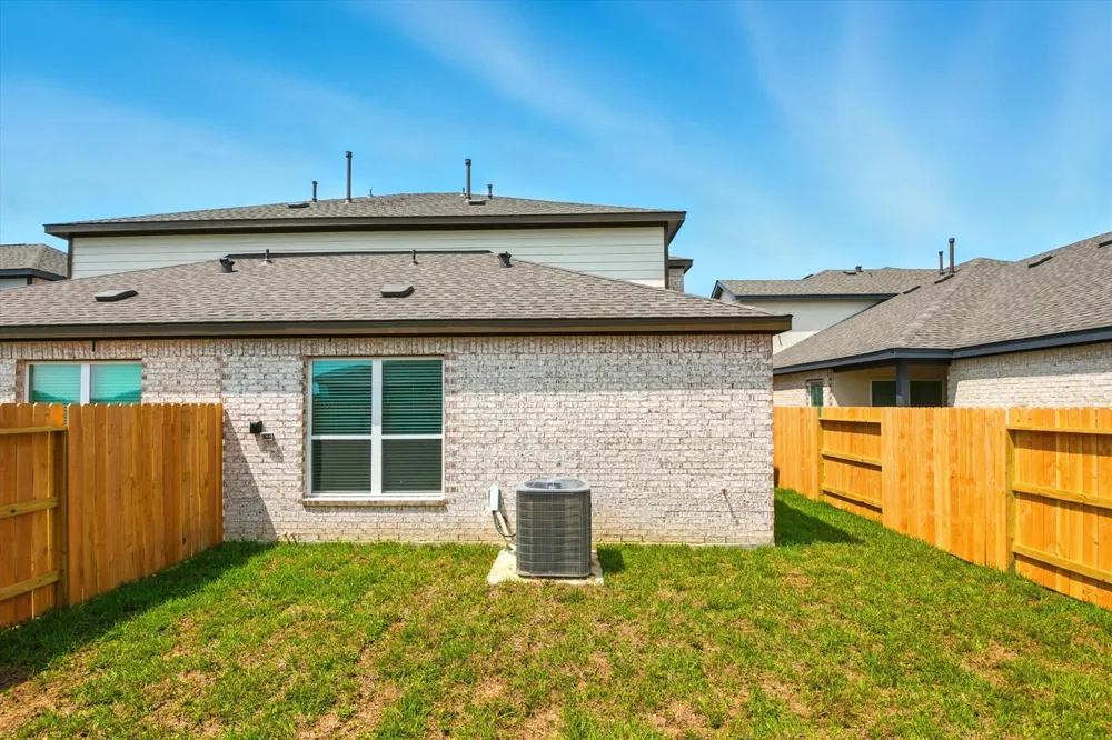 1852 Dry Cherry Drive #A Dayton, TX 77535