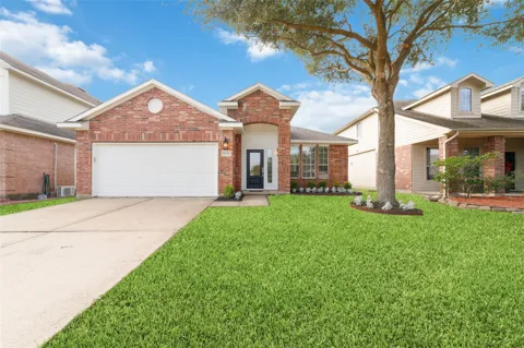 20215 Enchanted Rose Lane