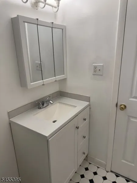 114 Van Buren Road Voorhees, NJ 08043