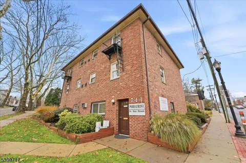 741 Bloomfield Ave #A Unit A