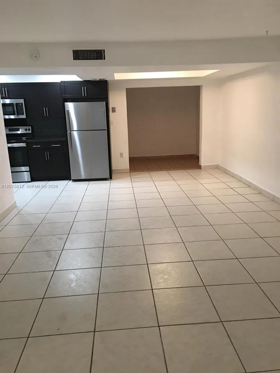 669 W 80th St #0 Hialeah, FL 33014