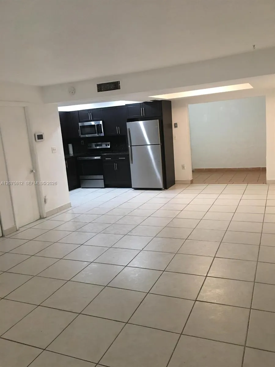 669 W 80th St #0 Hialeah, FL 33014