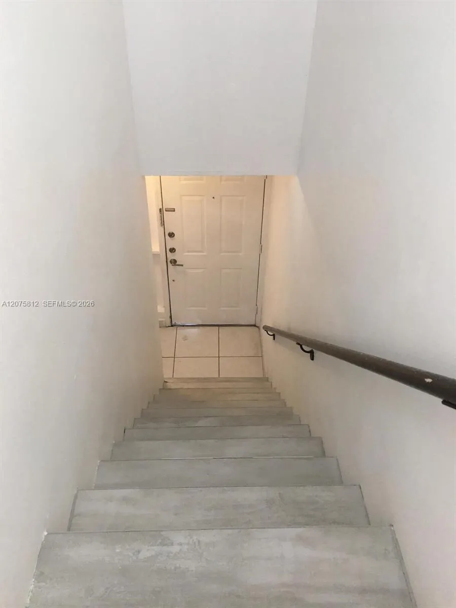 669 W 80th St #0 Hialeah, FL 33014