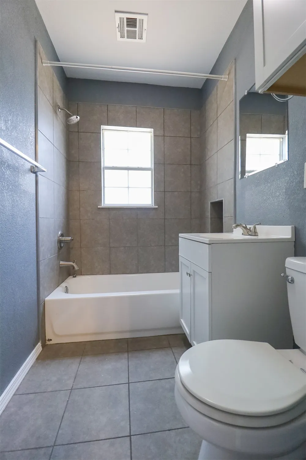 353 S Zunis Avenue Tulsa, OK 74104