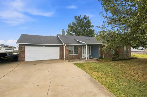 1105 S Hummingbird Lane