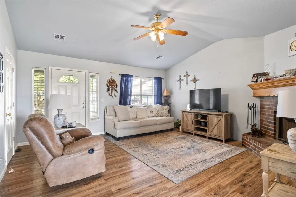 1105 S Hummingbird Lane Skiatook, OK 74070