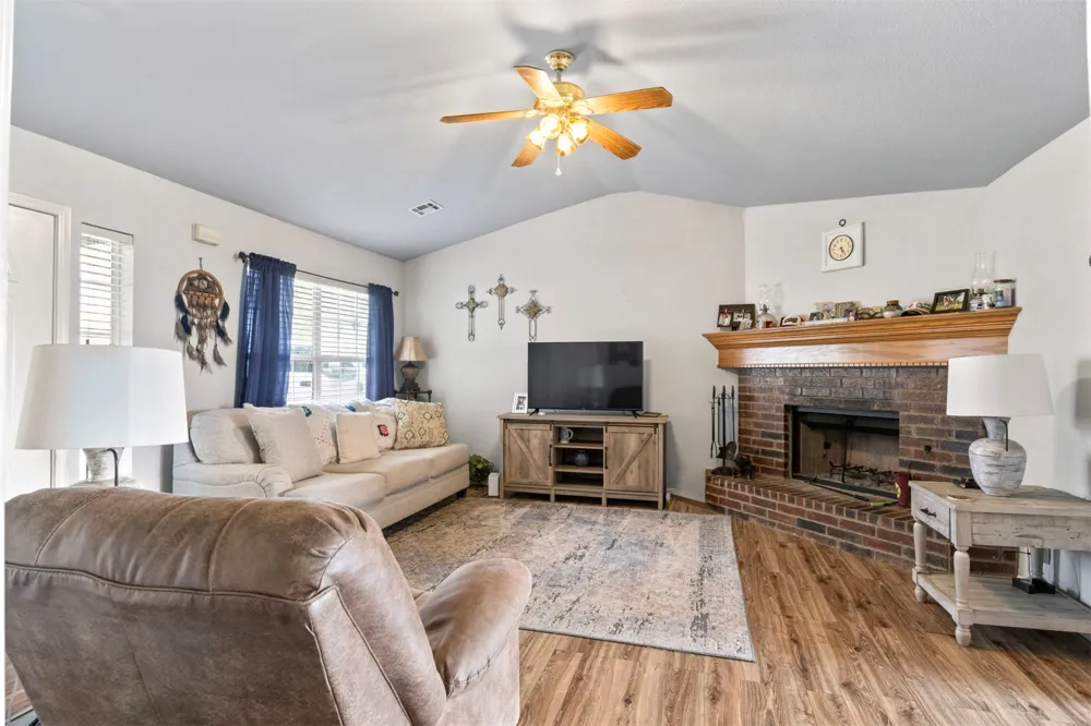 1105 S Hummingbird Lane Skiatook, OK 74070