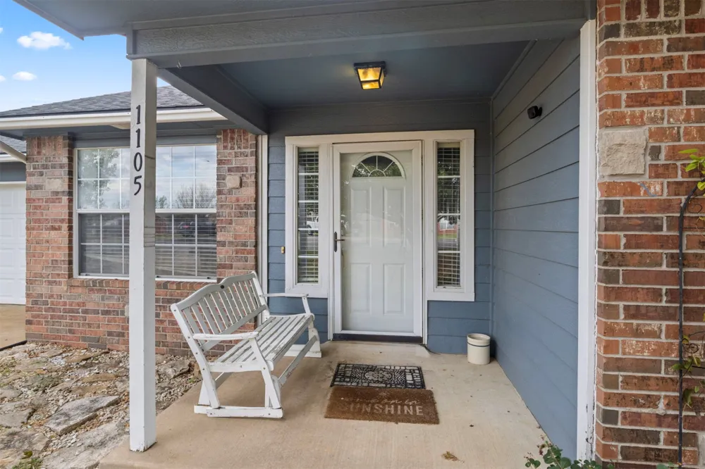 1105 S Hummingbird Lane Skiatook, OK 74070