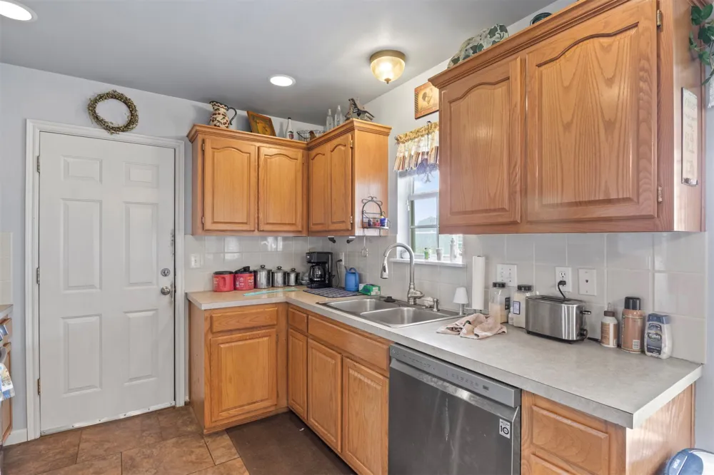 1105 S Hummingbird Lane Skiatook, OK 74070