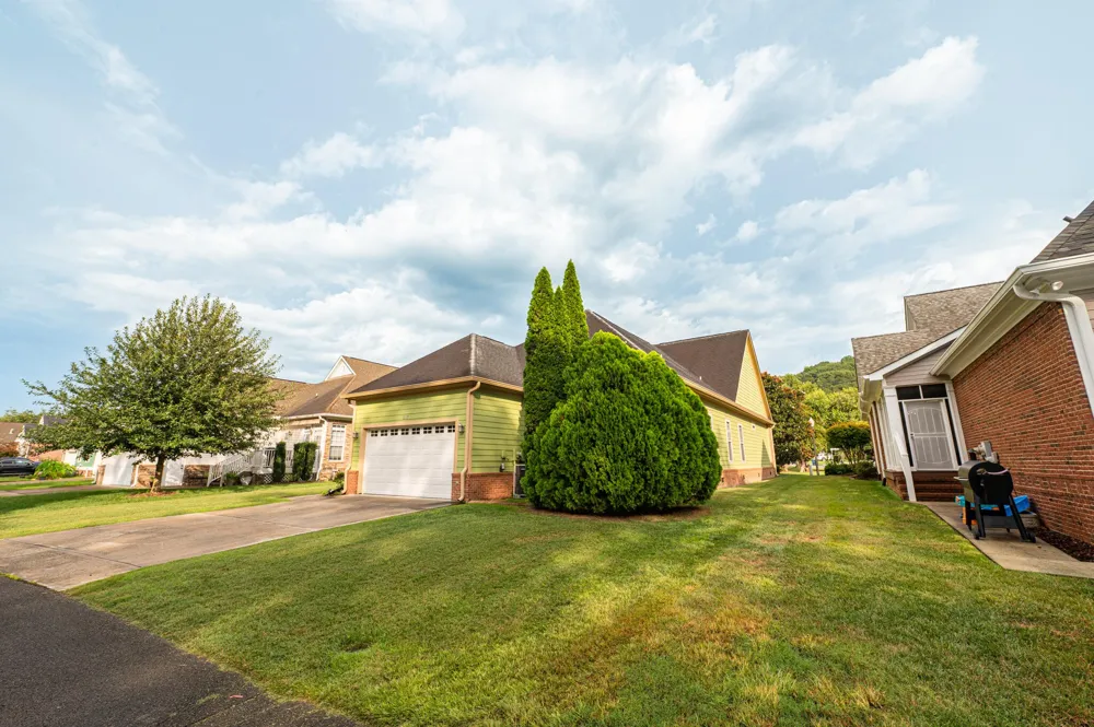 217 Horse Creek Drive Chattanooga, TN 37405