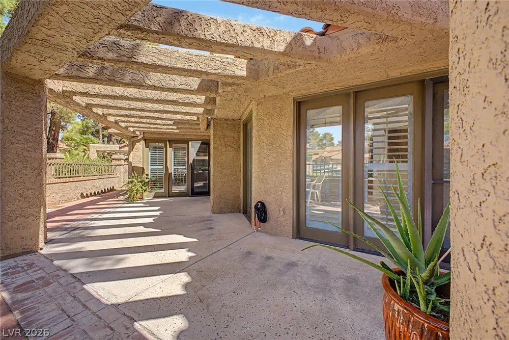 7159 Mission Hills Drive Las Vegas, NV 89113