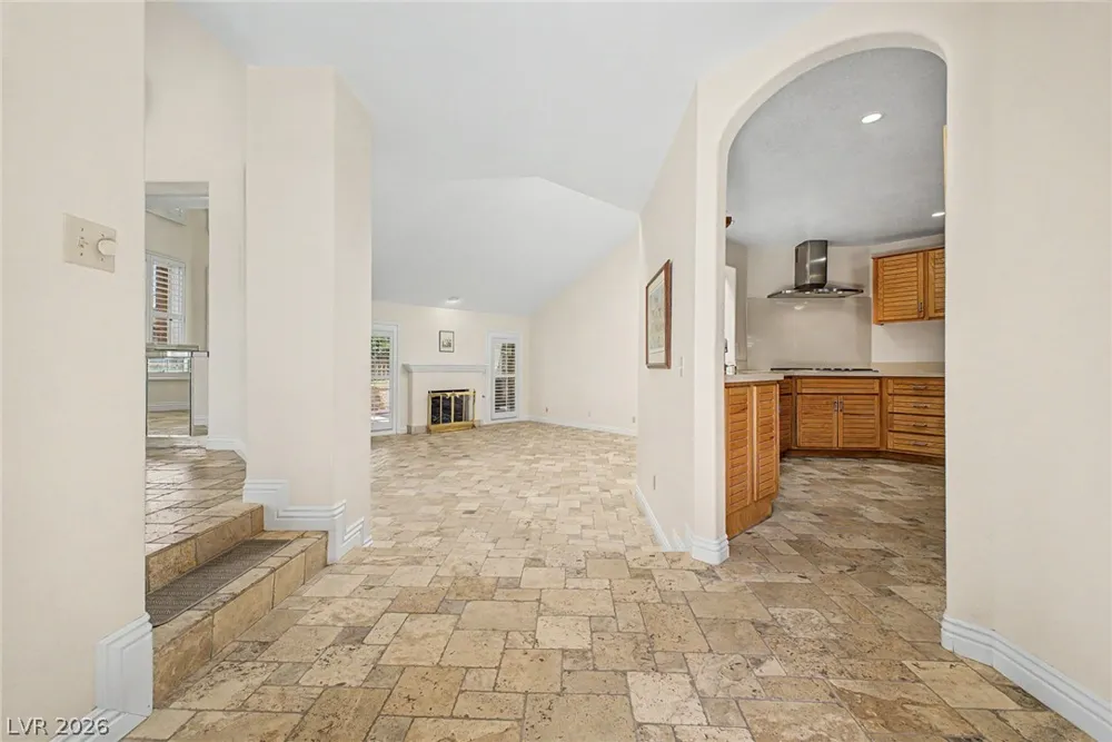 7159 Mission Hills Drive Las Vegas, NV 89113