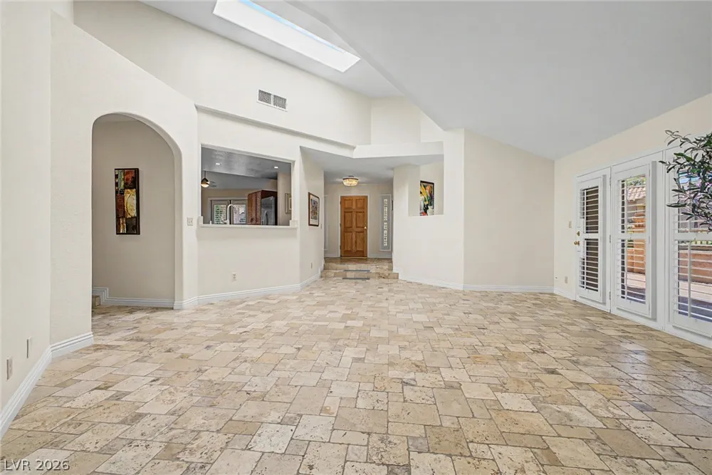 7159 Mission Hills Drive Las Vegas, NV 89113