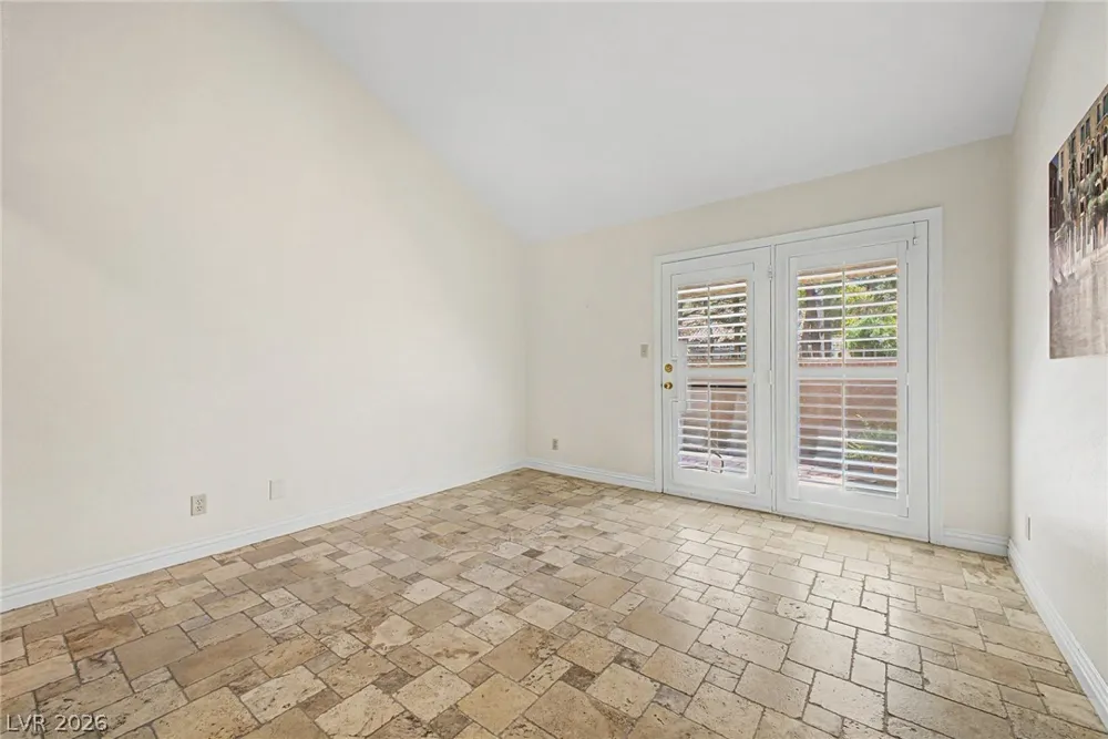 7159 Mission Hills Drive Las Vegas, NV 89113