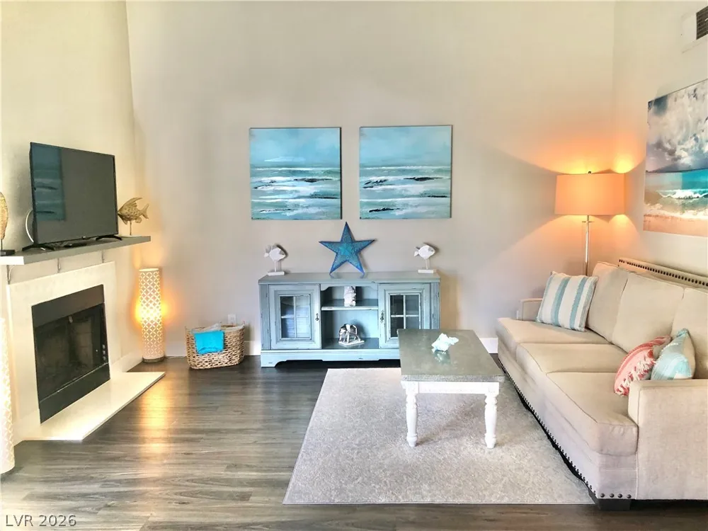8917 ANTIOCH WAY Las Vegas, NV 89117