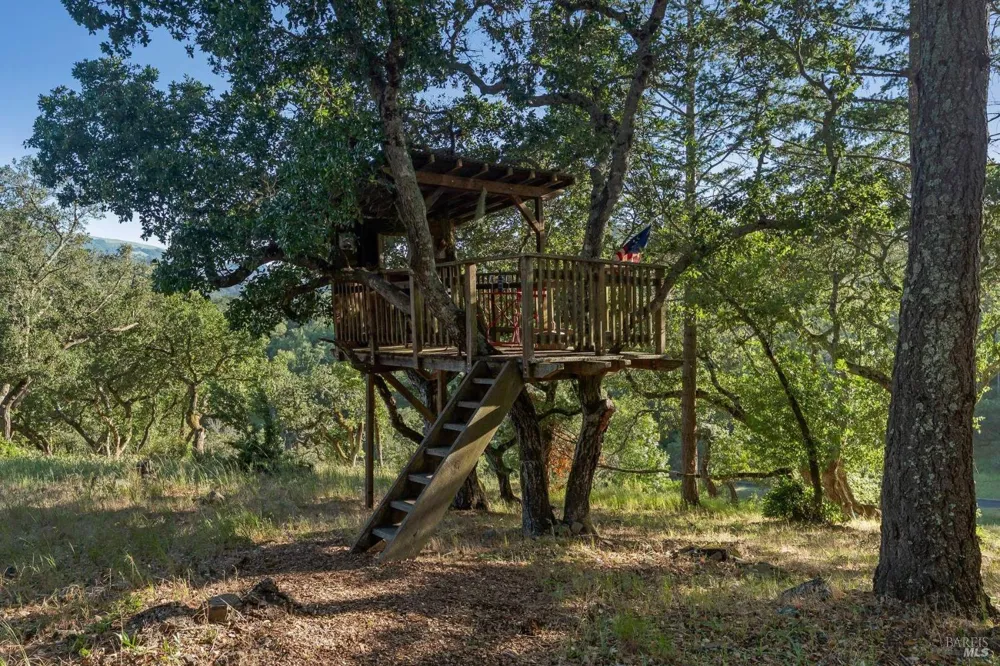 4296 Savannah Trail Santa Rosa, CA 95404