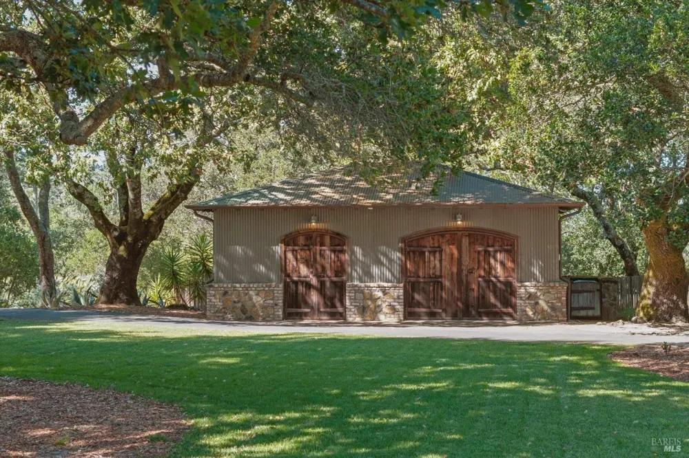 4296 Savannah Trail Santa Rosa, CA 95404
