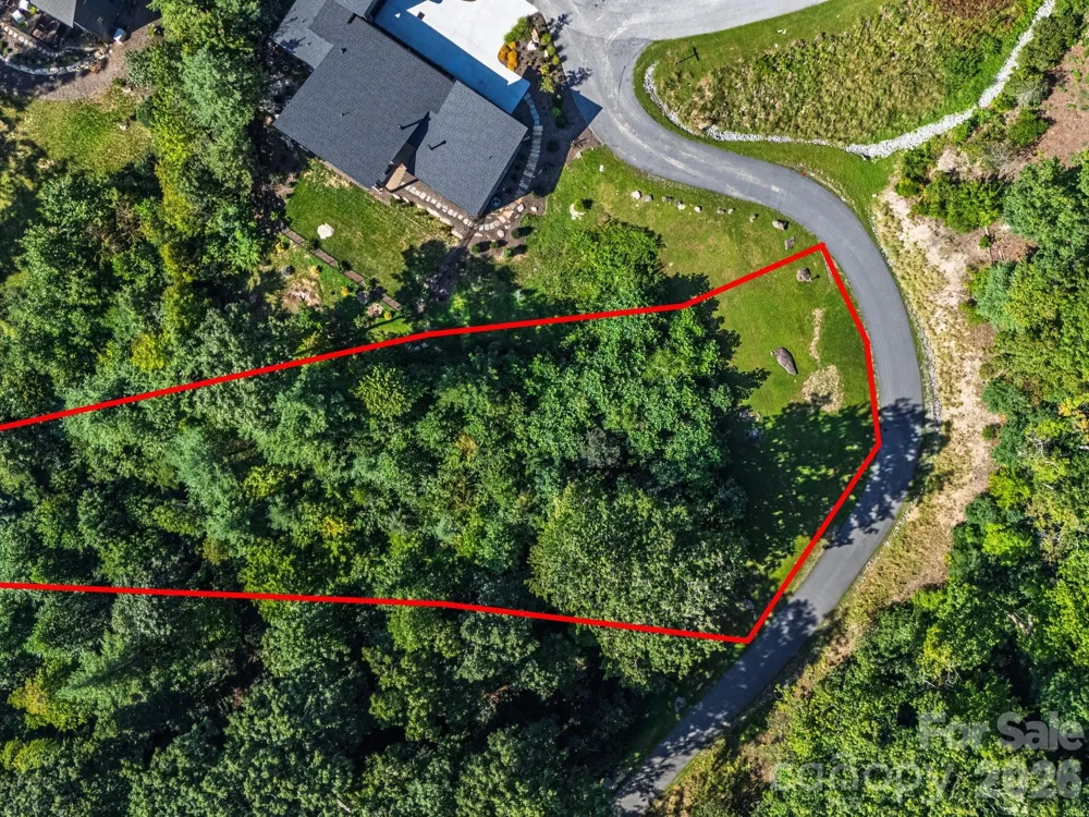 52 Lemongrass Trail Hendersonville, NC 28791