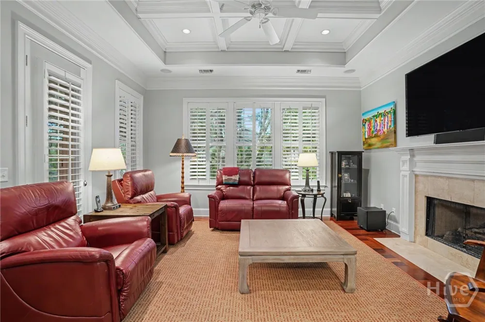 8 Fore Royal Circle Savannah, GA 31411