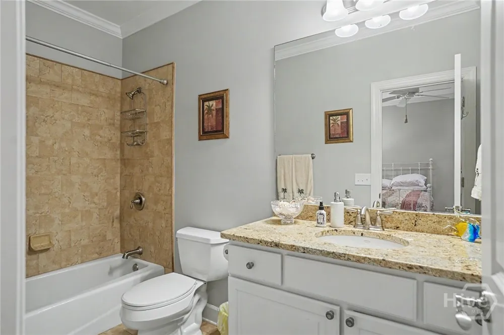 8 Fore Royal Circle Savannah, GA 31411