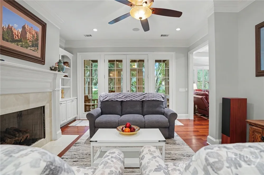 8 Fore Royal Circle Savannah, GA 31411