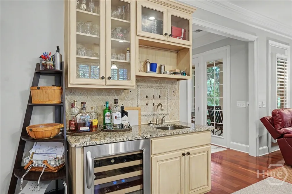 8 Fore Royal Circle Savannah, GA 31411