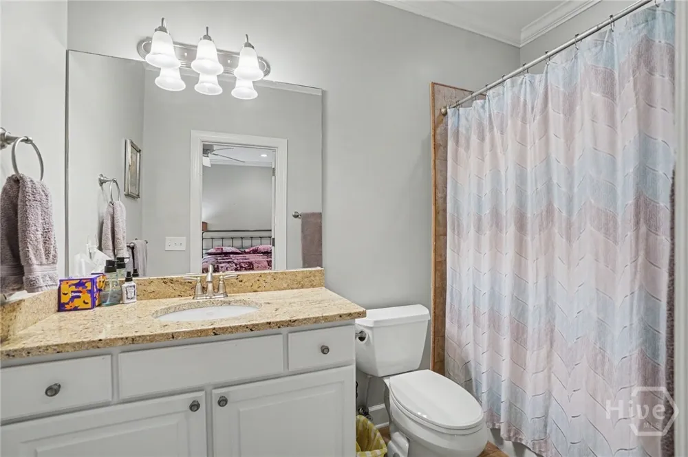 8 Fore Royal Circle Savannah, GA 31411