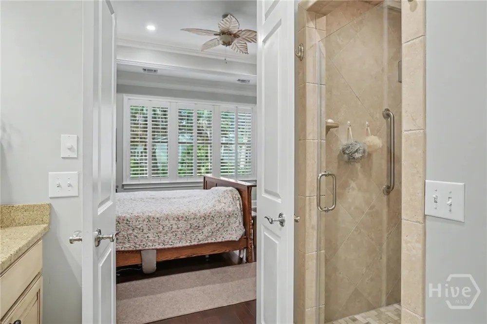8 Fore Royal Circle Savannah, GA 31411