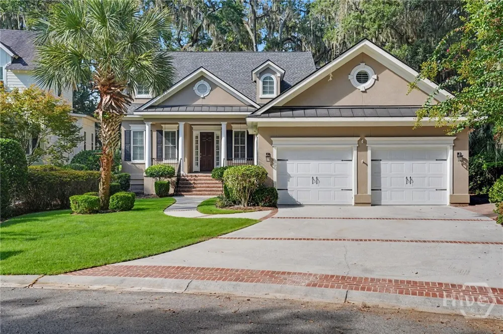 8 Fore Royal Circle Savannah, GA 31411