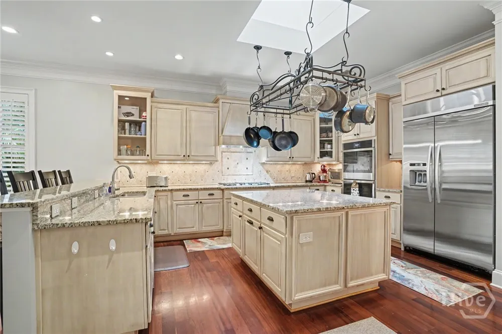 8 Fore Royal Circle Savannah, GA 31411