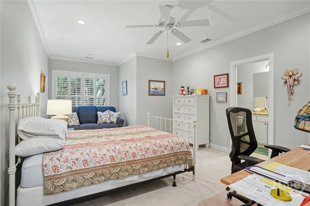 8 Fore Royal Circle Savannah, GA 31411
