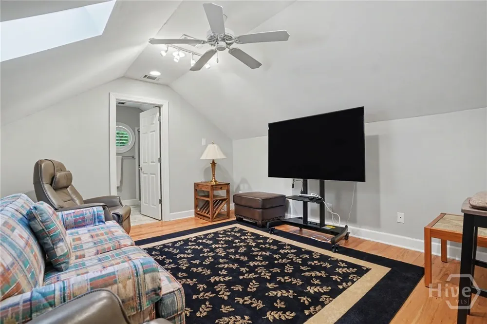 8 Fore Royal Circle Savannah, GA 31411