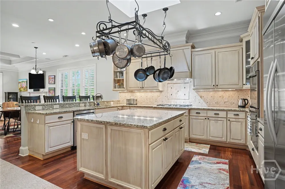 8 Fore Royal Circle Savannah, GA 31411