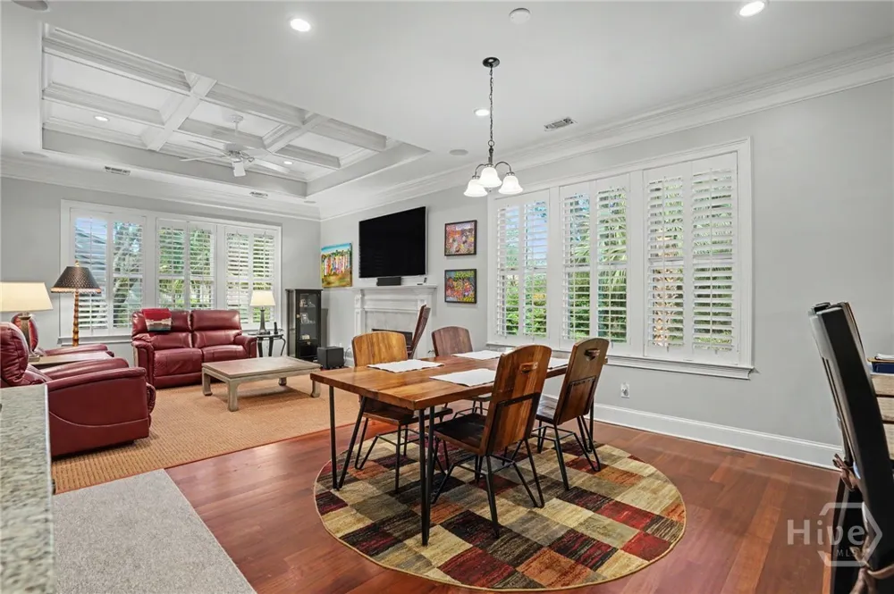 8 Fore Royal Circle Savannah, GA 31411