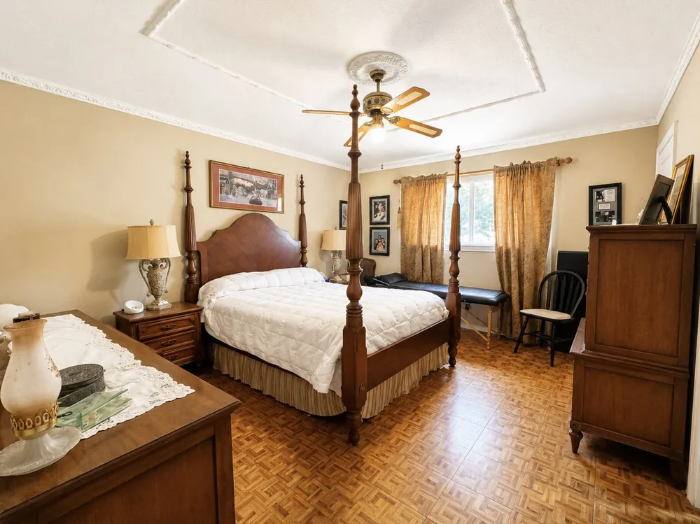 7260 Alto Caro Drive Dallas, TX 75248