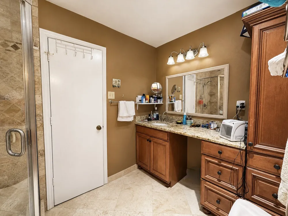 7260 Alto Caro Drive Dallas, TX 75248