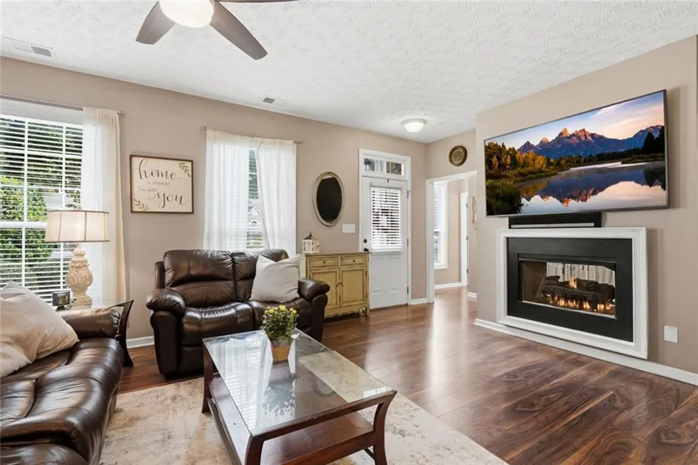 306 Chamberlyn Lane Hiram, GA 30141