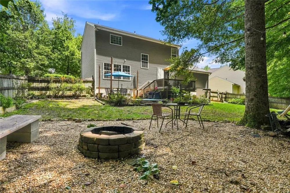 306 Chamberlyn Lane Hiram, GA 30141