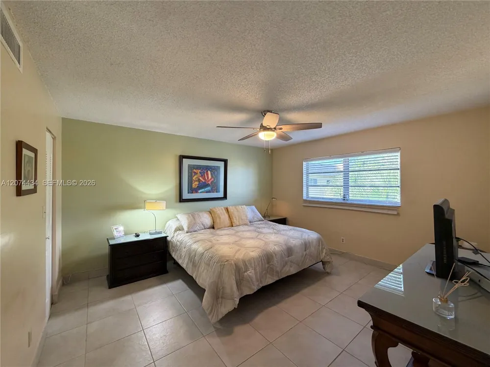 5890 NW 64th Ave #302 Tamarac, FL 33319