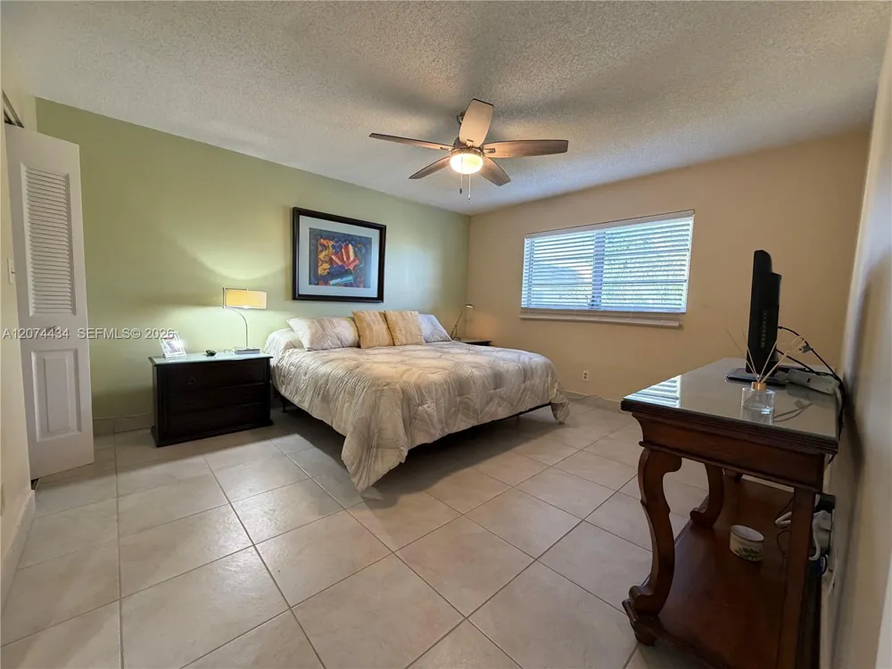 5890 NW 64th Ave #302 Tamarac, FL 33319
