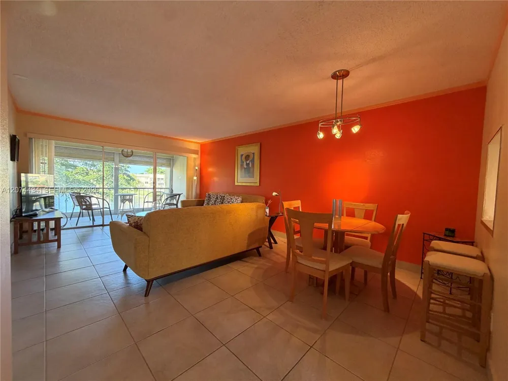5890 NW 64th Ave #302 Tamarac, FL 33319