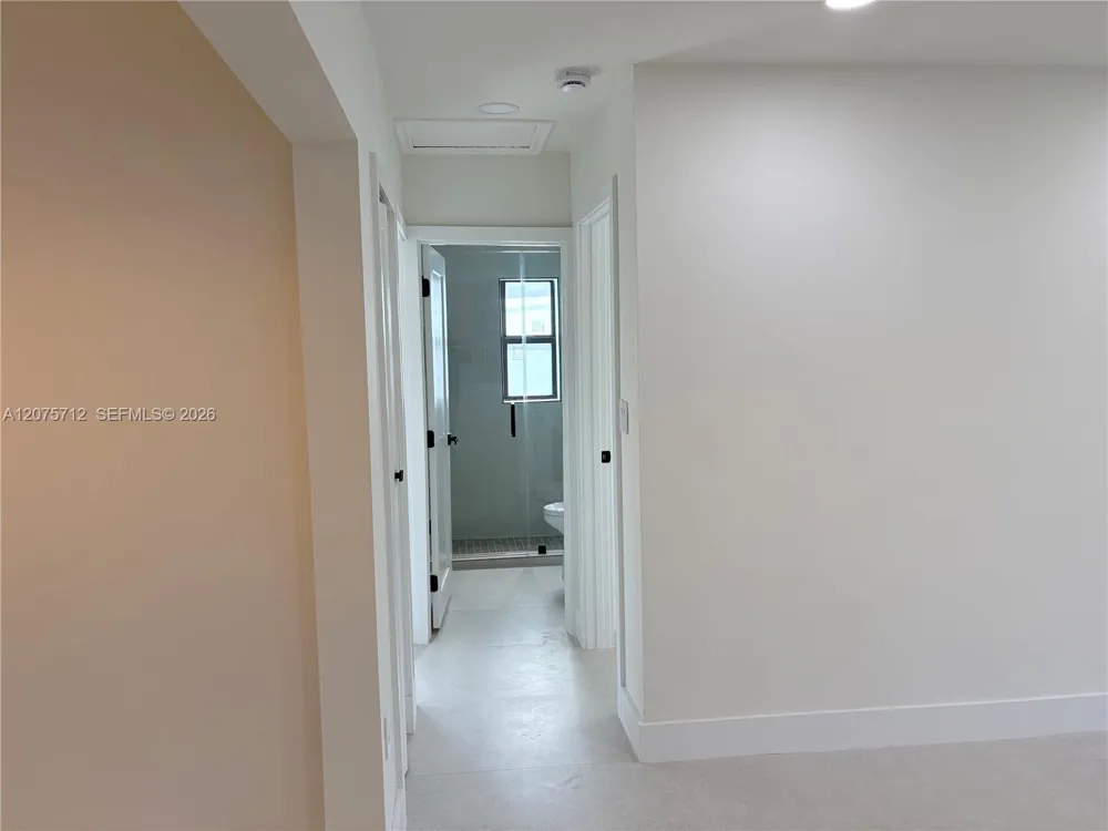 4291 SW 14th St Miami, FL 33134