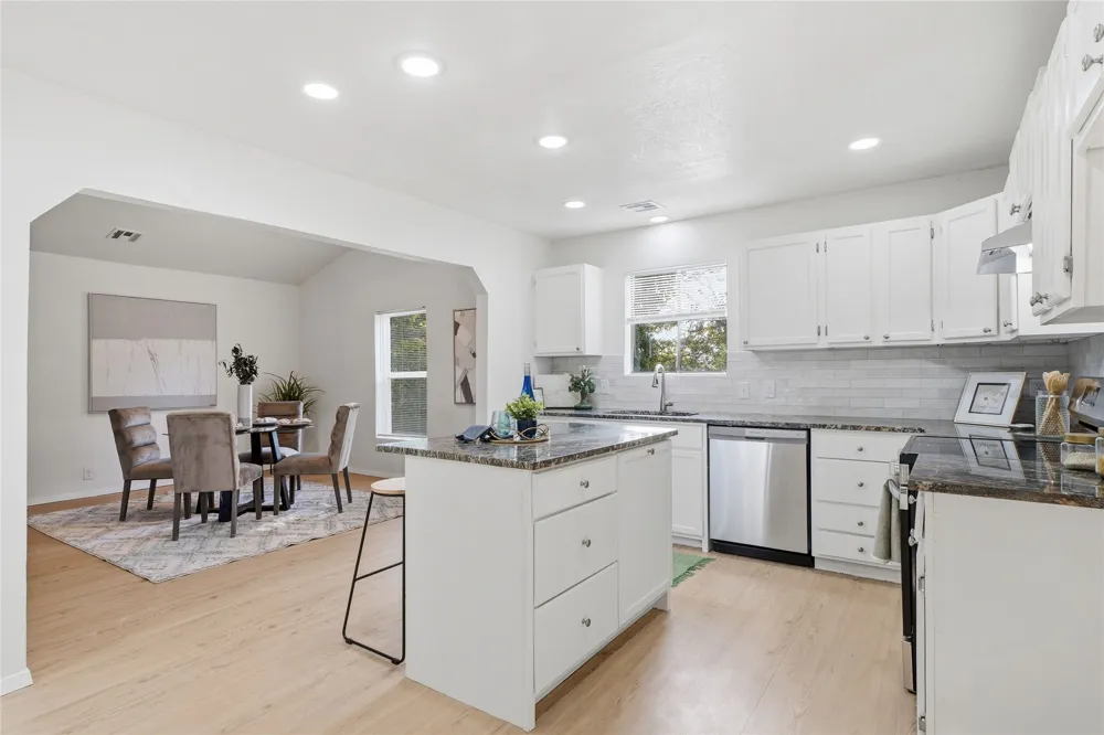 6303 Merrimack Drive Sand Springs, OK 74063