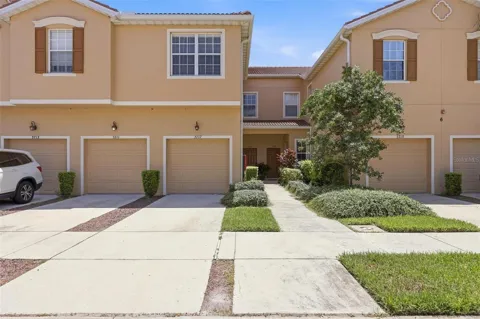3717 PARKRIDGE CIRCLE #6-102