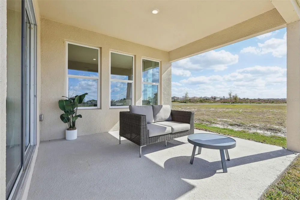 8595 BRIDGEPORT BAY CIRCLE Mount Dora, FL 32757