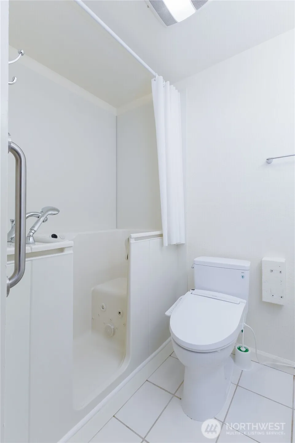 8603 244th St SW #2A Edmonds, WA 98026